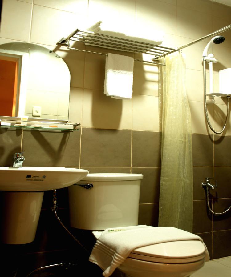 Urbantel Hotel Lucena Εξωτερικό φωτογραφία